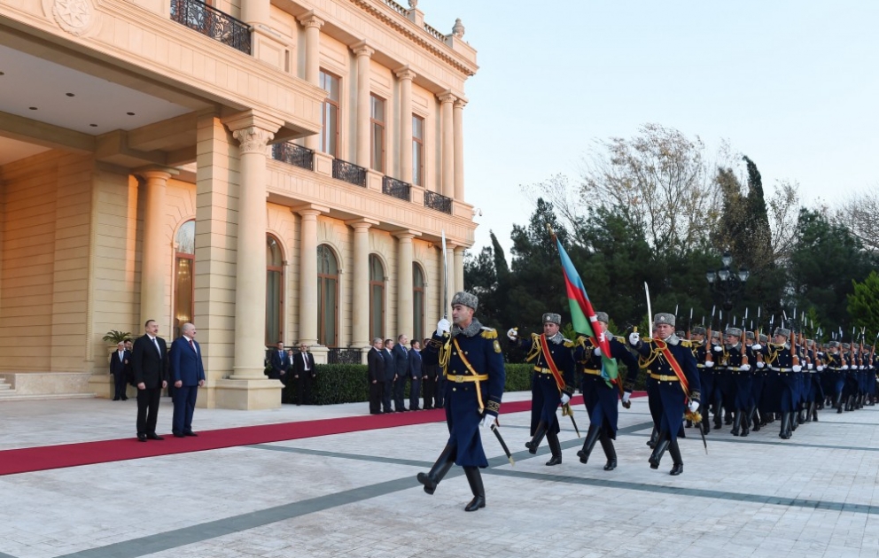 Belarus Prezidenti Aleksandr Lukaşenkonun rəsmi qarşılanma mərasimi olub VİDEO