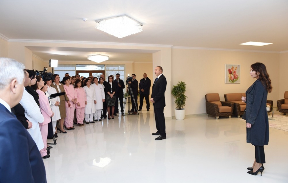 Le président azerbaïdjanais visite l’Hôpital central de la région de Zerdab VIDEO