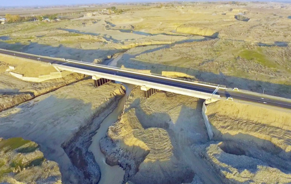 Inauguration d’un nouveau pont construit sur la rivière Terter VIDEO