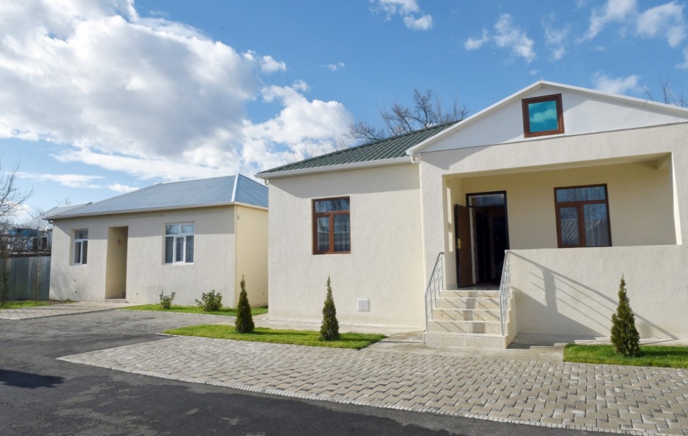 President Ilham Aliyev viewed repair works in houses damaged by Armenian shelling during April battle in Aghdam VIDEO