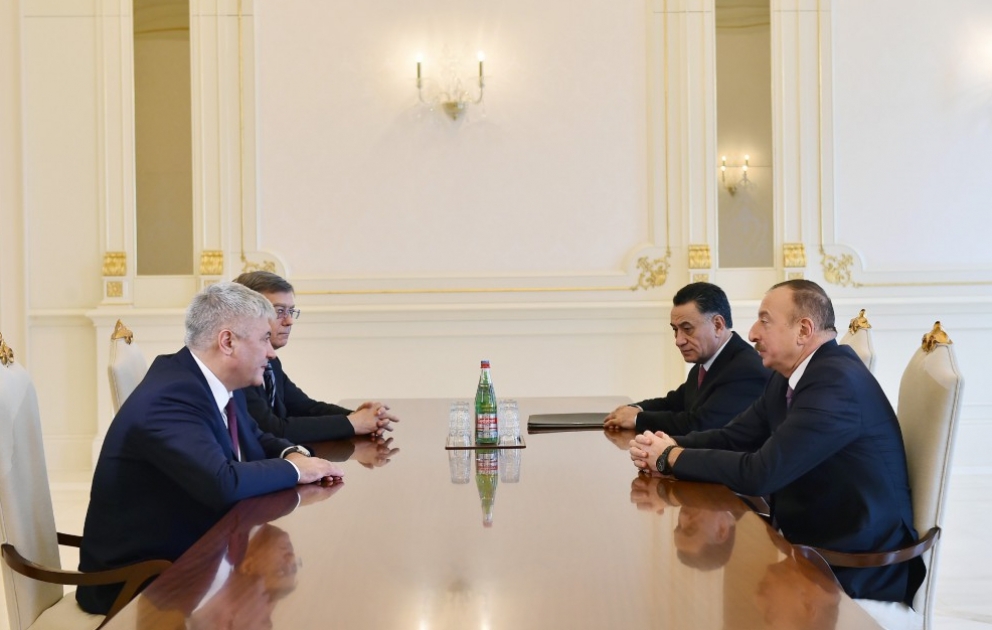 Präsident Ilham Aliyev empfängt Innenminister von Russland VIDEO