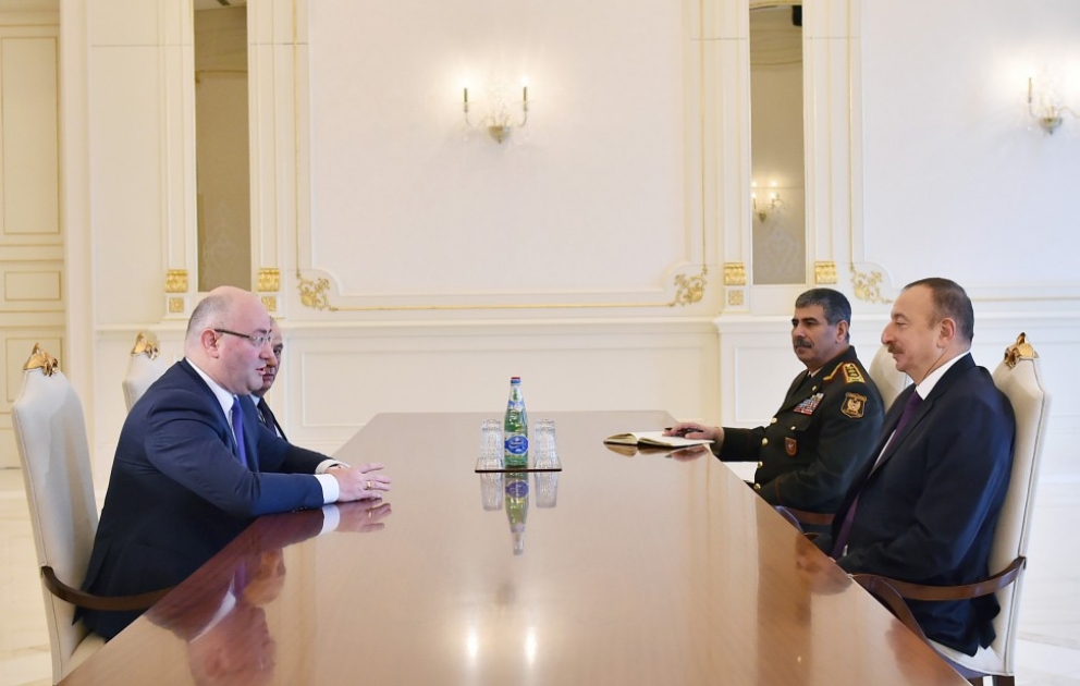 Entretien du président Ilham Aliyev avec une délégation géorgienne conduite par le ministre de la Défense VIDEO