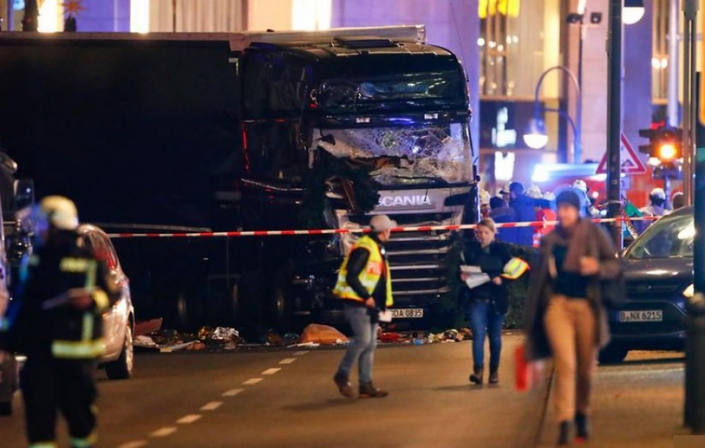 Berlindəki hadisə terror aktıdırmı? [YENİLƏNİB] VİDEO