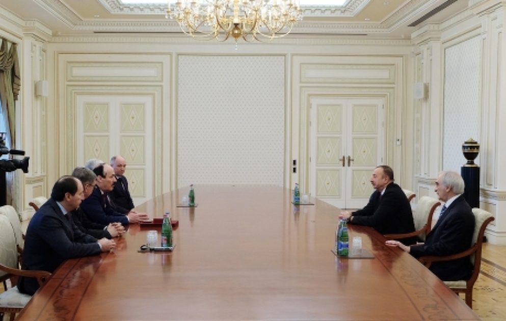 Le président de la République reçoit une délégation menée par le dirigeant du Daghestan VIDEO