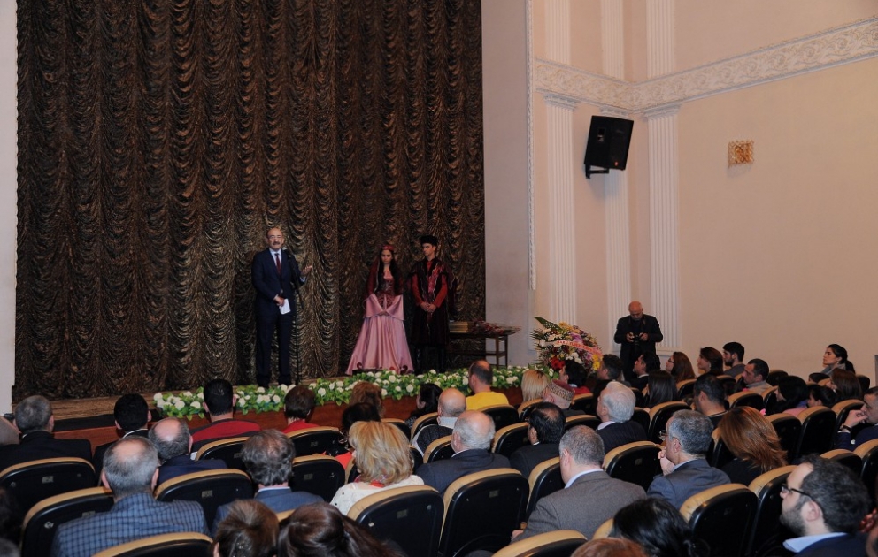 Kukla Teatrının yaranmasının 85 illiyi qeyd olunub VİDEO