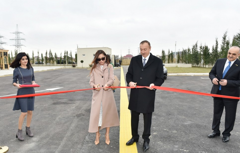 Präsident Ilham Aliyev weiht eine Reihe von sozialen Rehabilitationszentren und Asylen für behinderte Menschen ein VIDEO