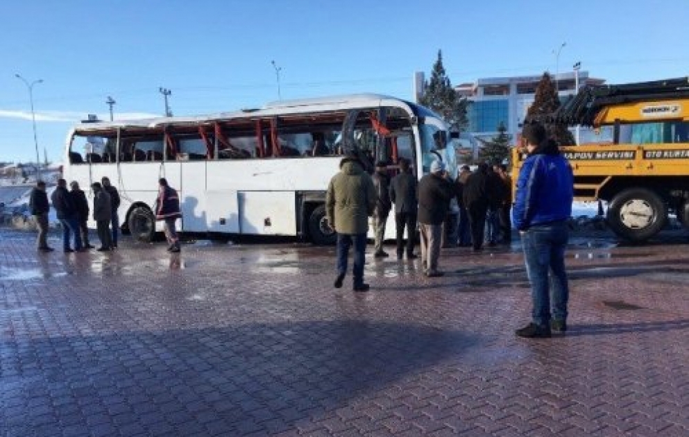 В результате аварии в турецком городе Конья двое погибли ВИДЕО