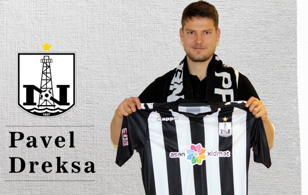 “Neftçi” klubu daha bir futbolçu ilə müqavilə imzalayıb VİDEO