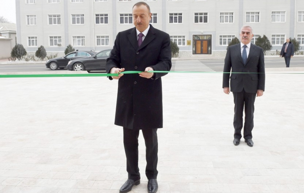 Naxçıvan şəhər 3 nömrəli tam orta rus məktəbinin binası əsaslı yenidənqurmadan sonra istifadəyə verilib  [YENİLƏNİB] VİDEO