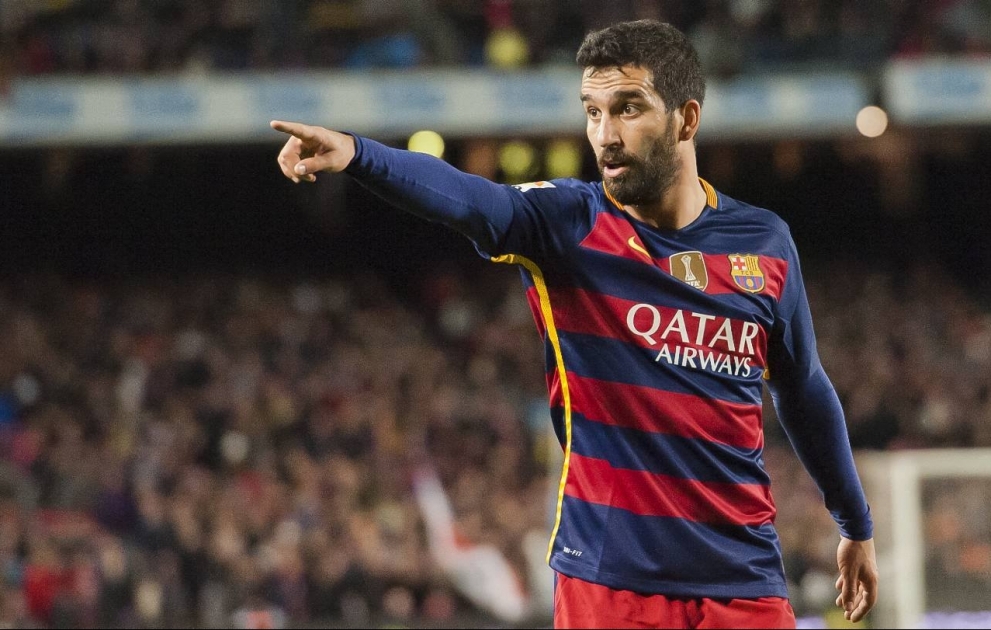 Arda Turan karyerasını Çində davam etdirə bilər VİDEO