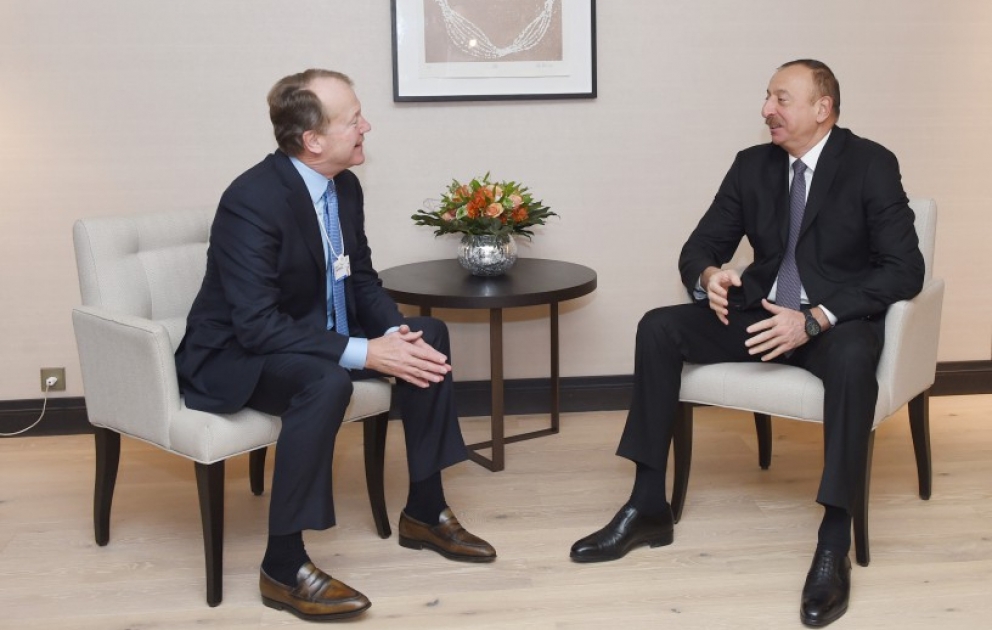 President Ilham Aliyev met with Executive Chairman of CISCO in Davos VIDEO
