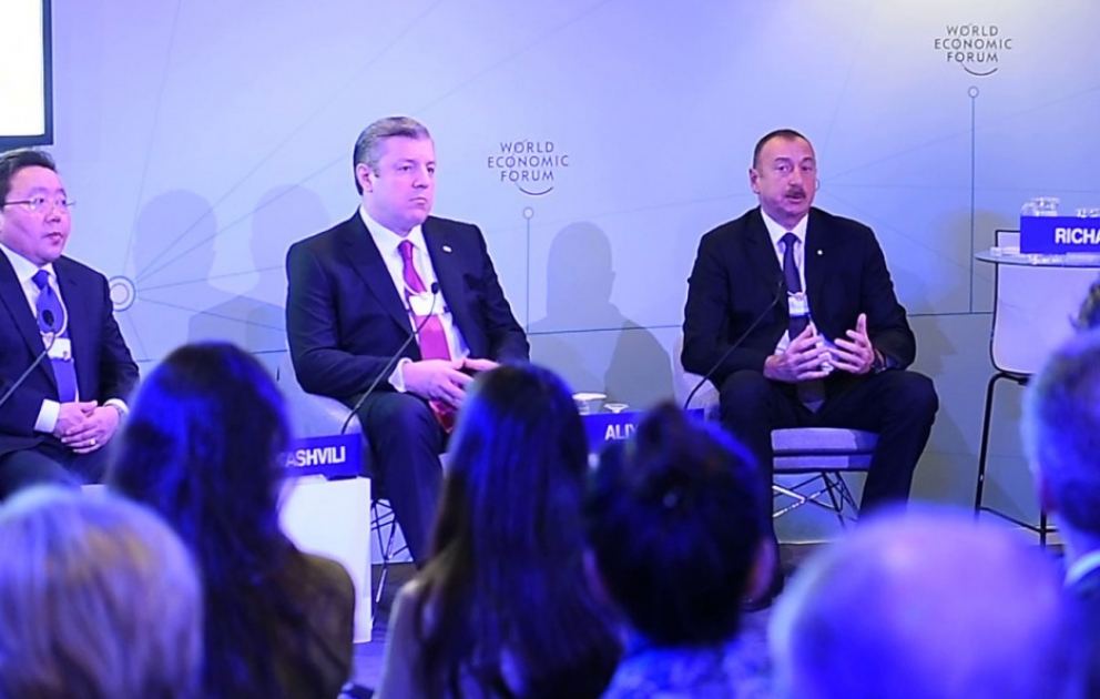 Azərbaycan Prezidenti İlham Əliyev Davosda Dünya İqtisadi Forumunun “İpək Yolunun səmərəsi” adlı interaktiv iclasında iştirak edib [YENİLƏNİB] VİDEO