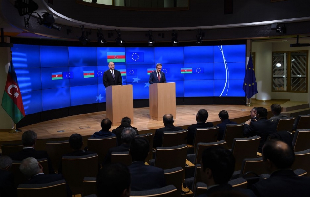 Pressekonferenz von Präsident Ilham Aliyev und dem Präsidenten des Europäischen Rates Donald Tusk VIDEO