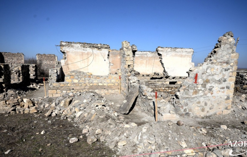 Зарубежные журналисты побывали в освобожденном от оккупации селе Джоджуг Мерджанлы ВИДЕО