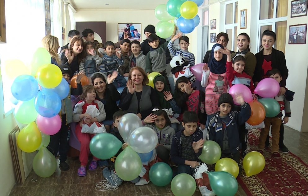 AZERTAC employees visit Umid Yeri orphanage VIDEO