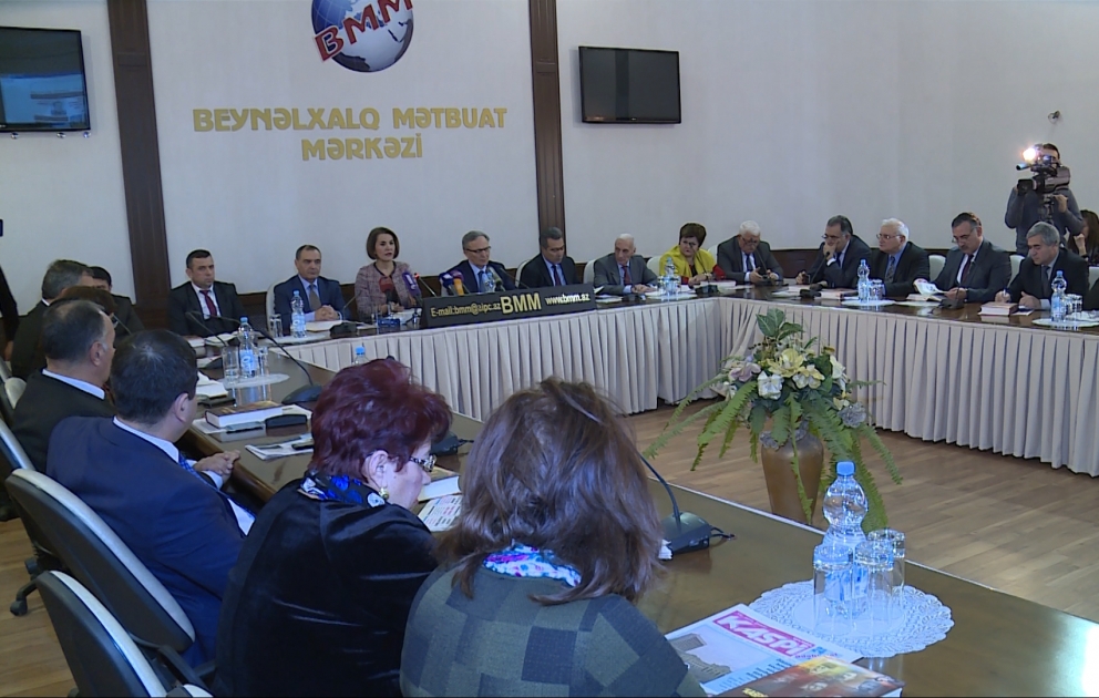 Artkaspi.az ədəbi-mədəni saytı və “Kaspi” maarifçilik meydanı” kitabı ictimaiyyətə təqdim edilib VİDEO