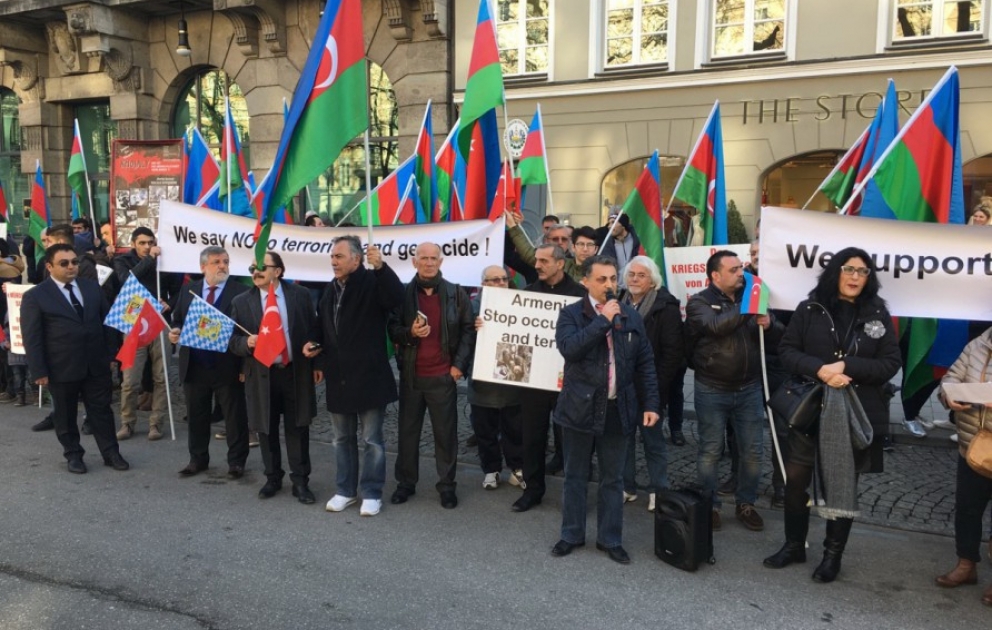 Protest in München: Aserbaidschaner in Europa sind gegen armenische Aggression VIDEO