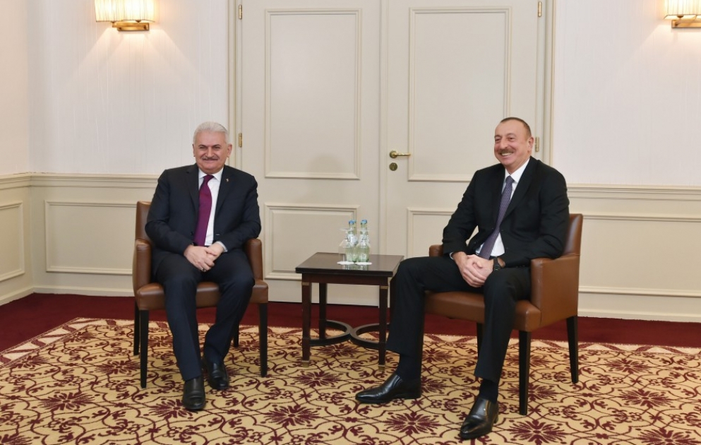 President Ilham Aliyev met with Turkish Prime Minister Binali Yildirim in Munich VIDEO
