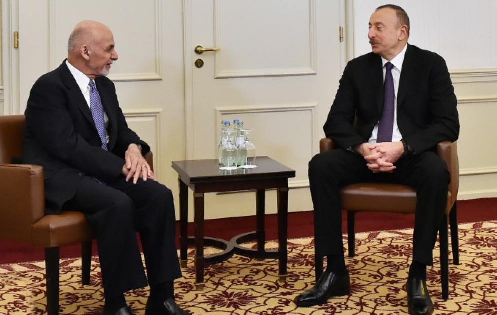 Präsident Ilham Aliyev trifft sich mit seinem afghanischen Amtskollegen Mohommed Aschraf Ghani VİDEO