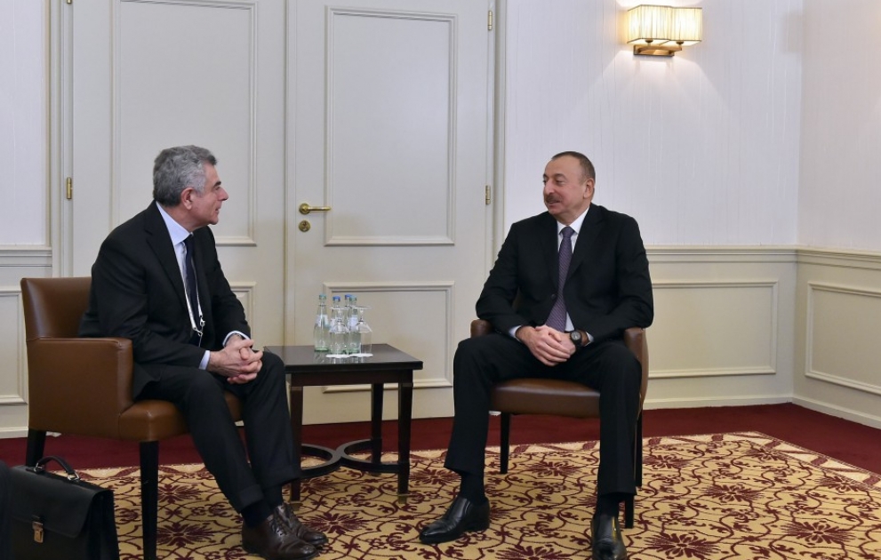 President Ilham Aliyev met with Chief Executive Officer of Leonardo company VIDEO