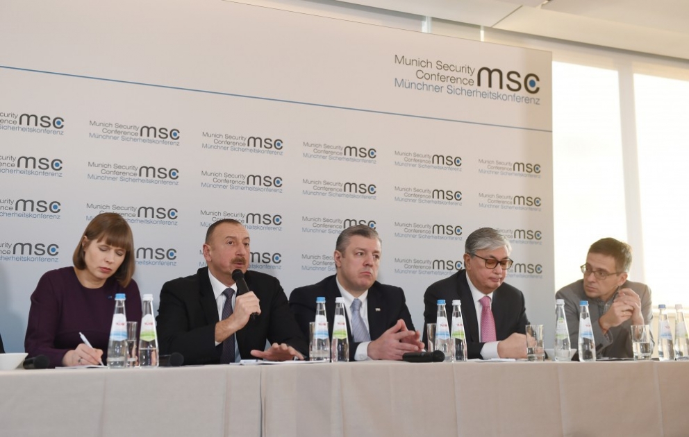 Prezident İlham Əliyev Münxen Təhlükəsizlik Konfransı çərçivəsində keçirilən panel-müzakirədə iştirak edib YENİLƏNİB-2 VİDEO