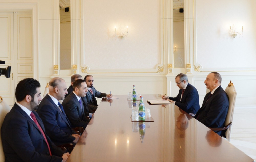 Aserbaidschans Präsident Ilham Aliyev empfängt Minister für Bildung und Hochschulbildung von Katar VIDEO