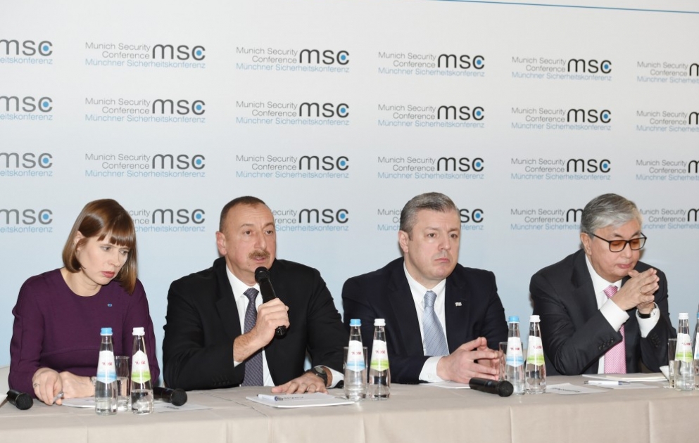Präsident Ilham Aliyev beteiligt sich im Rahmen der Münchner Sicherheitskonferenz an Podiumsdiskussionen VIDEO