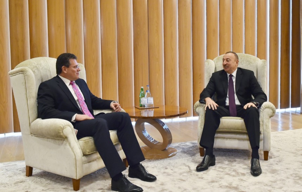 President Ilham Aliyev met with European Commission Vice-President for Energy Union VIDEO