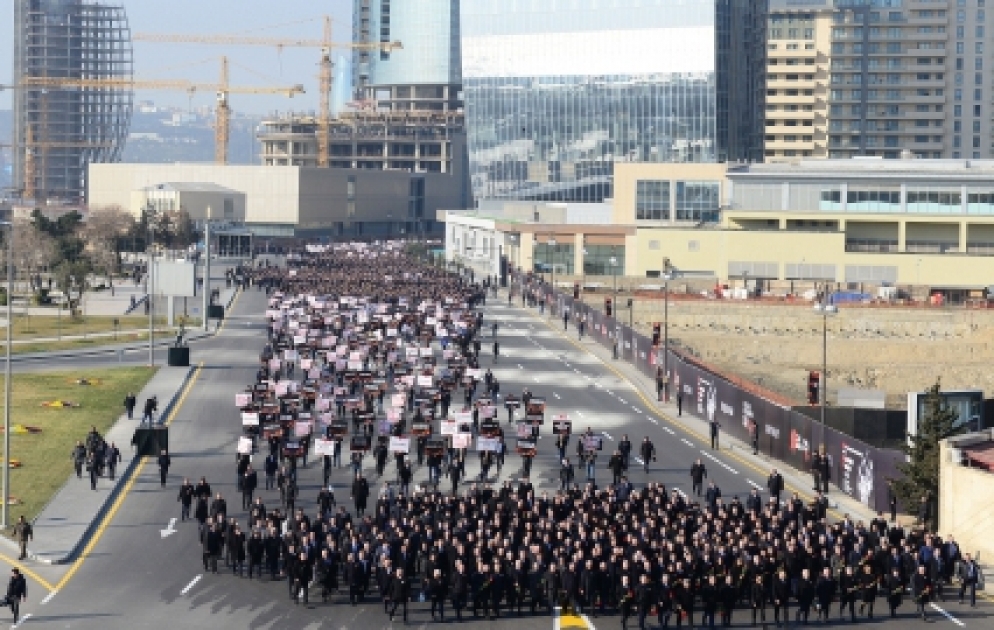Nationwide march to commemorate 25th anniversary of Khojaly genocide held in Baku President Ilham Aliyev and First Vice-President Mehriban Aliyeva joined the march VIDEO