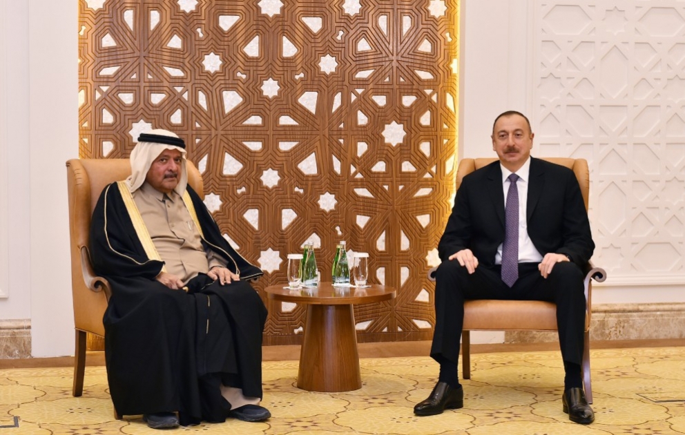 Entretien du président Ilham Aliyev avec le patron d'Al Faisal Holding Company et de l'Association des entrepreneurs du Qatar VIDEO