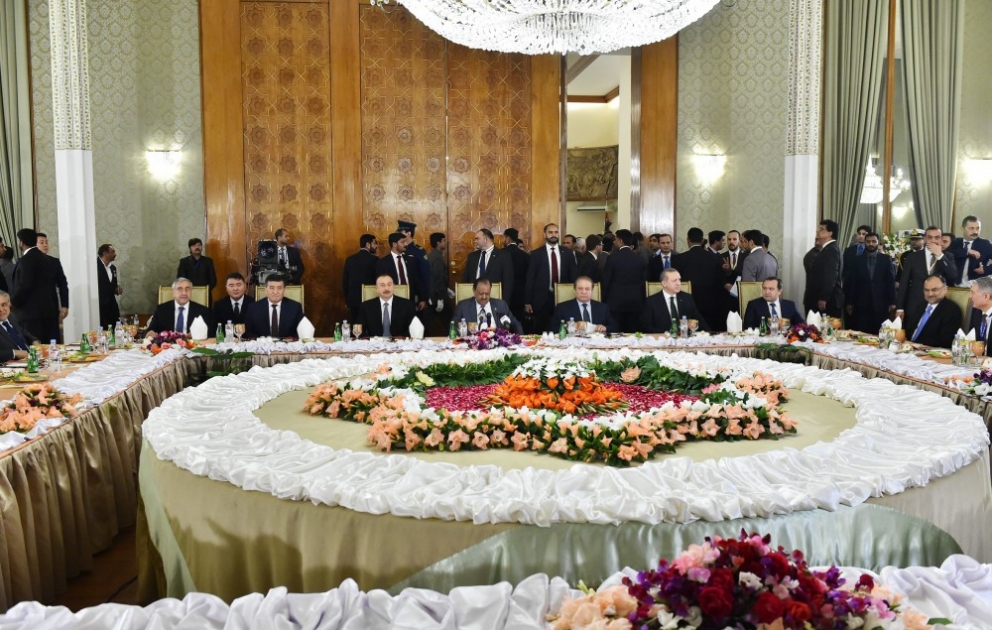 13. OIC-Gipfeltreffen in Islamabad: Abendessen zu Ehren von Delegationsleitern VIDEO