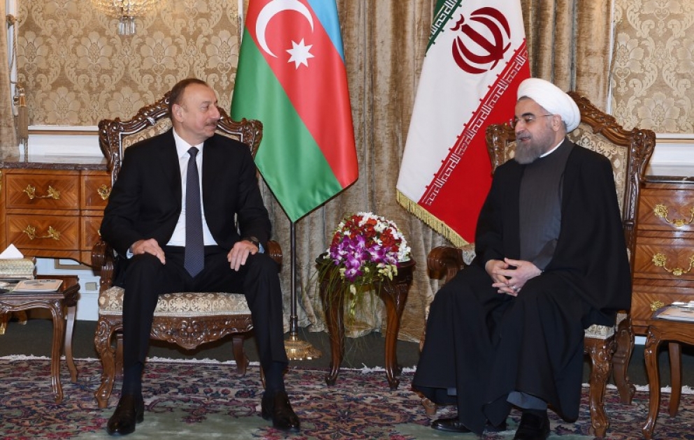 Entretien en format restreint des présidents Ilham Aliyev et Hassan Rohani VIDEO