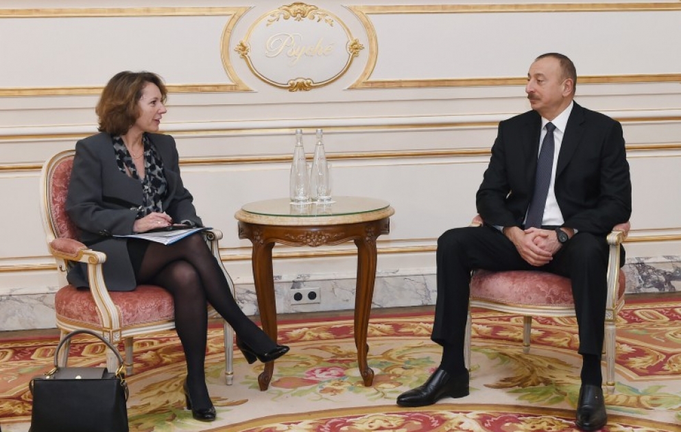 President Ilham Aliyev met with Deputy CEO of SUEZ in Paris VIDEO