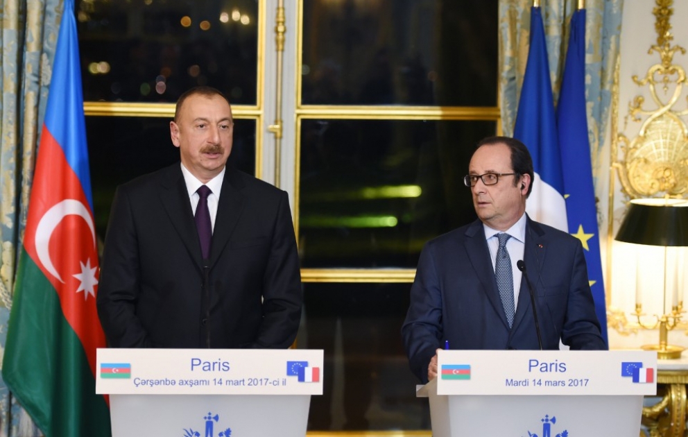 Pressekonferenz von Präsident Ilham Aliyev und Präsident François Hollande VIDEO