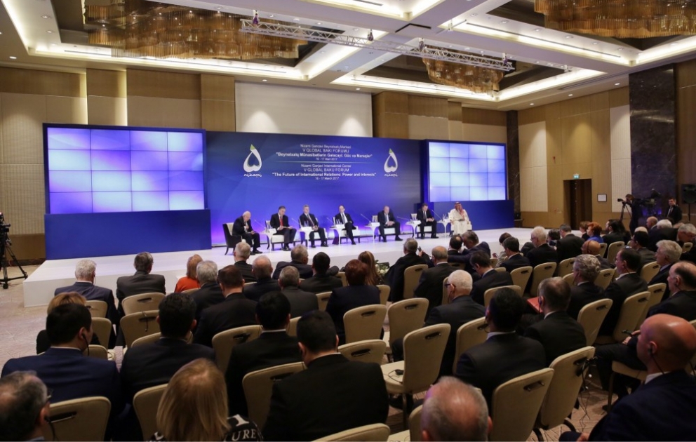 Beşinci Qlobal Bakı Forumu rəsmi hissədən sonra işini iclaslar və plenar sessiyalarla davam etdirib YENİLƏNİB VİDEO