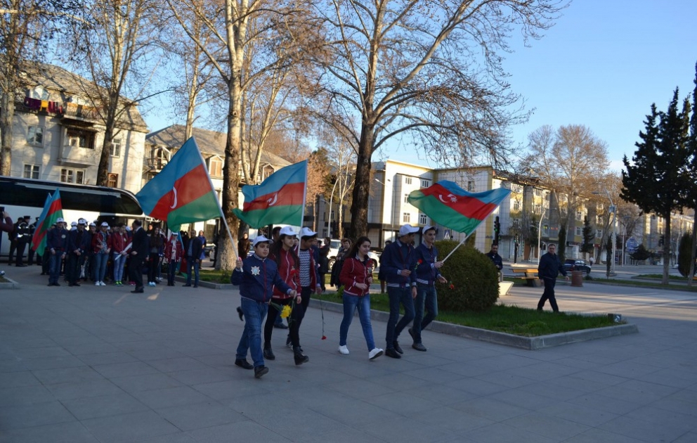 Mingəçevir məktəbliləri tur-aksiya çərçivəsində cənub bölgəsinə yola düşüblər VİDEO