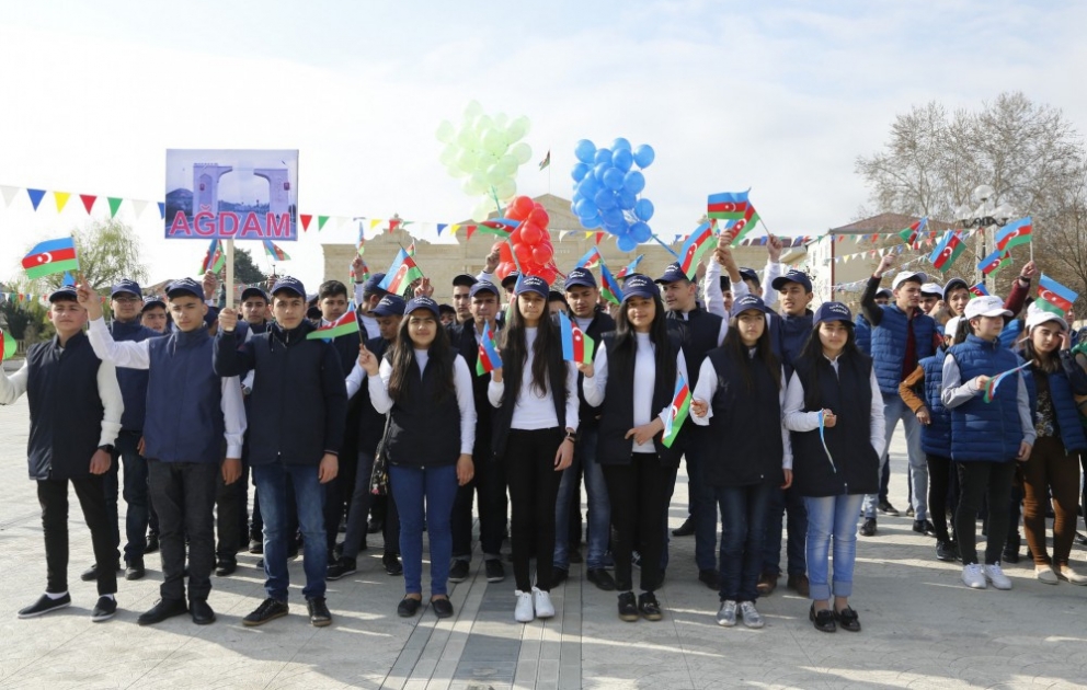 Azərbaycanın regionları ilə tanışlıq məktəblilərin dünyagörüşünü daha da zənginləşdirir VİDEO