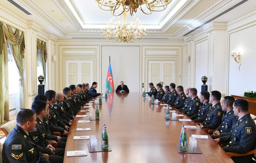 President Ilham Aliyev received group of servicemen on anniversary of April victories of Azerbaijani army VIDEO
