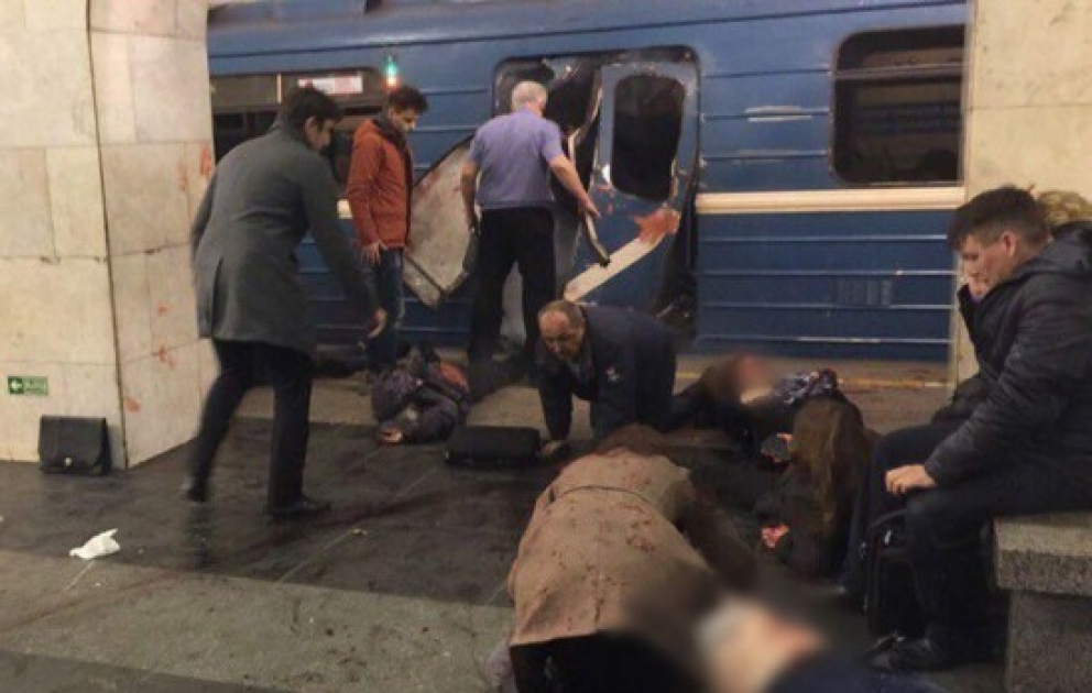 Десять человек погибли в результате взрыва в Санкт-Петербурге ОБНОВЛЕНО ВИДЕО