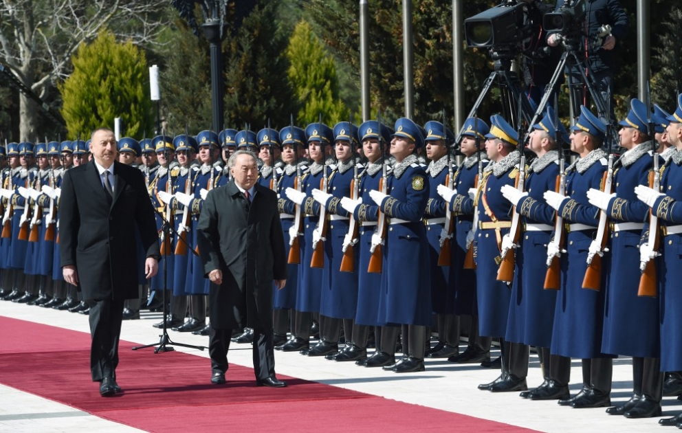 Состоялась церемония официальной встречи Президента Казахстана Нурсултана Назарбаева ВИДЕО