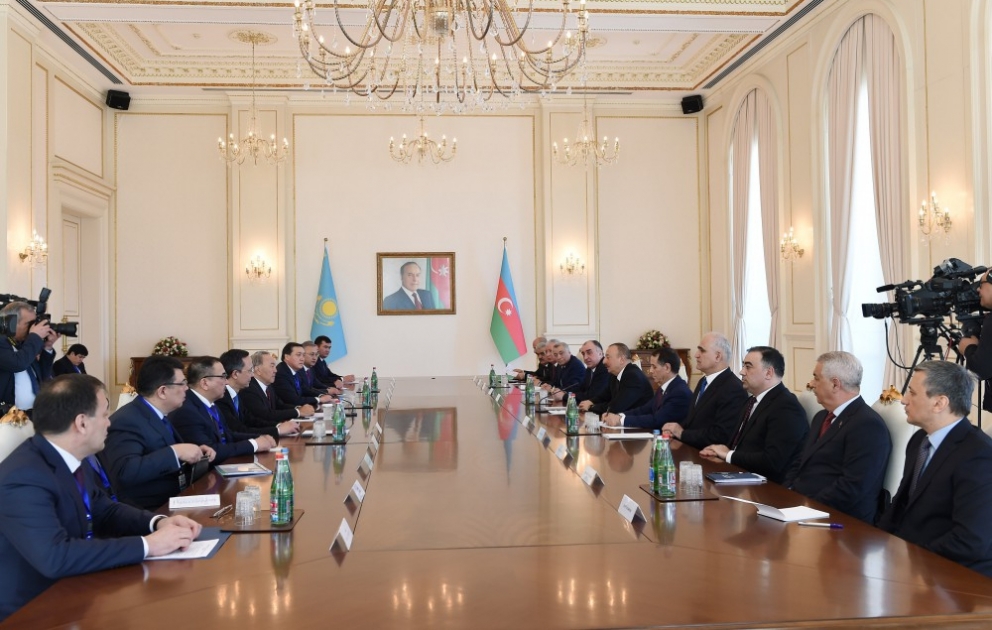 Entretien élargi des présidents azerbaïdjanais et kazakh VIDEO