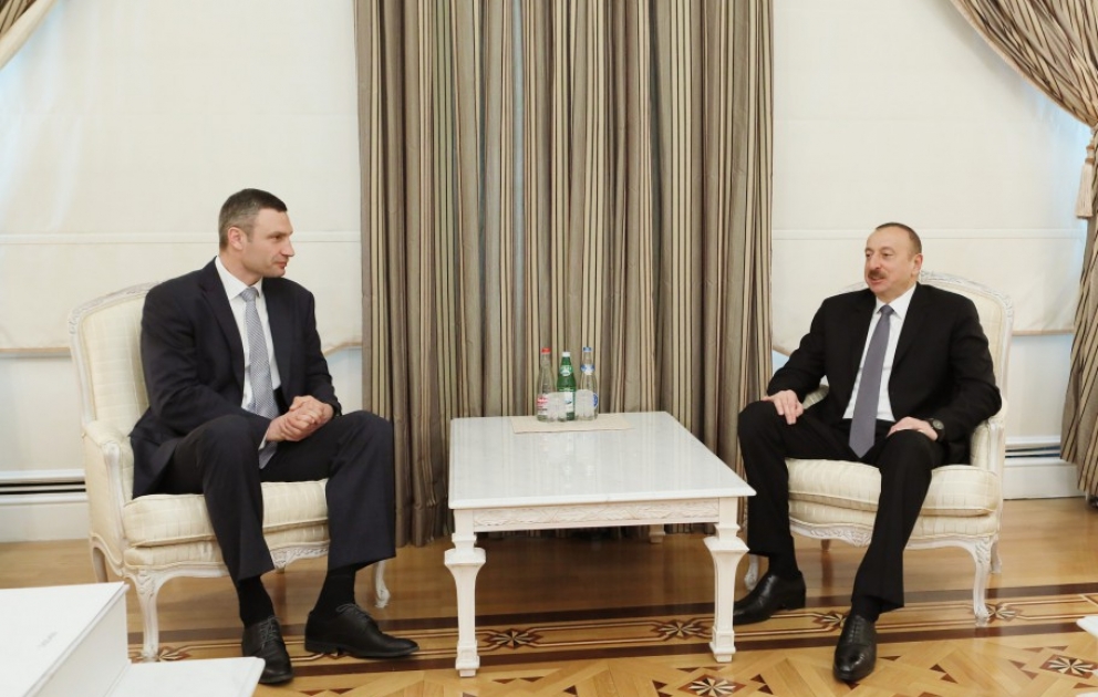 Aserbaidschans Präsident Ilham Aliyev empfängt Kiewer Bürgermeister VIDEO