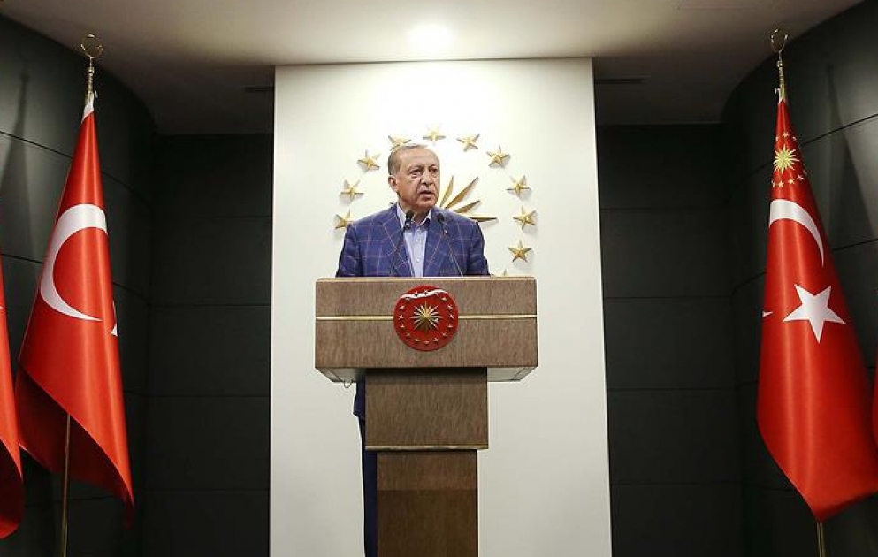 Prezident Ərdoğan: “Referendumun nəticələrinin ölkəmiz və millətimiz üçün xeyirli olmasını arzu edirəm” VİDEO