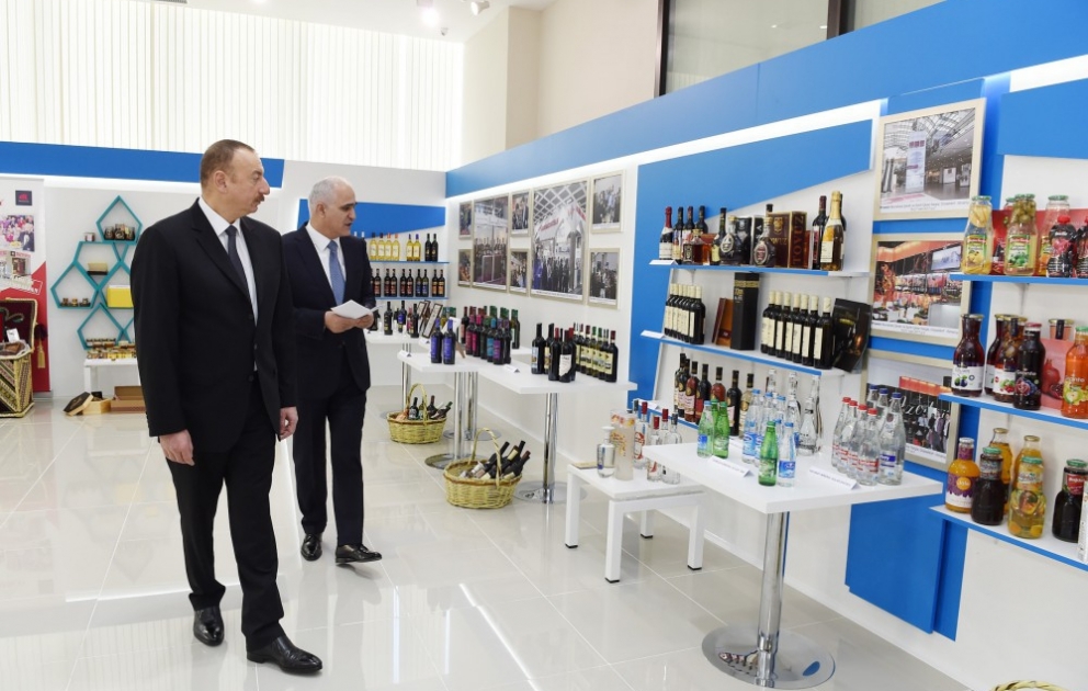 Le président Ilham Aliyev visite le Centre de développement régional d’Aran à Yevlakh VIDEO