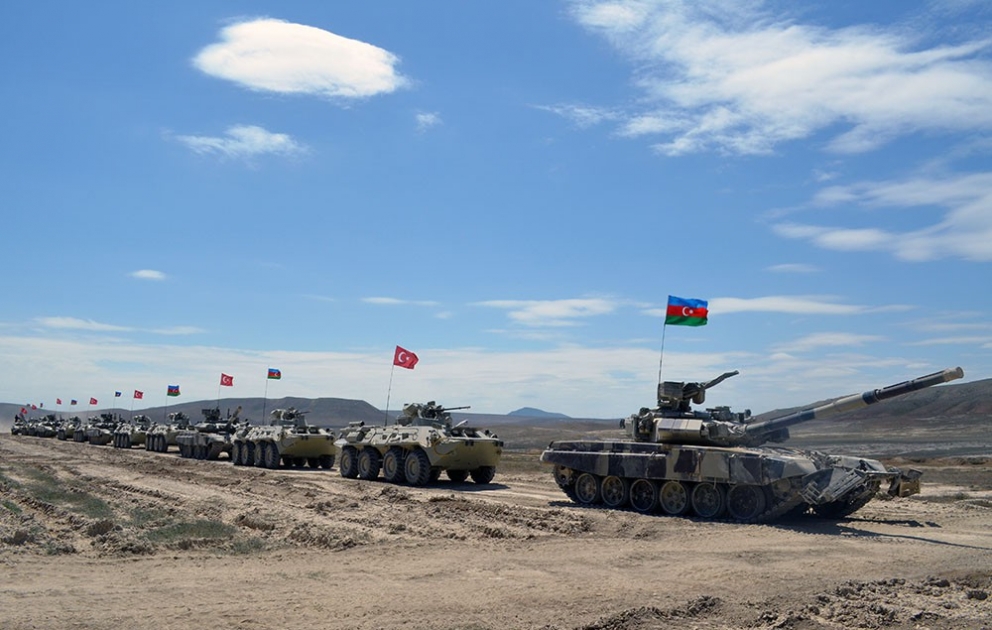 Les armées azerbaïdjanaise et turque lancent un exercice tactique conjoint VIDEO