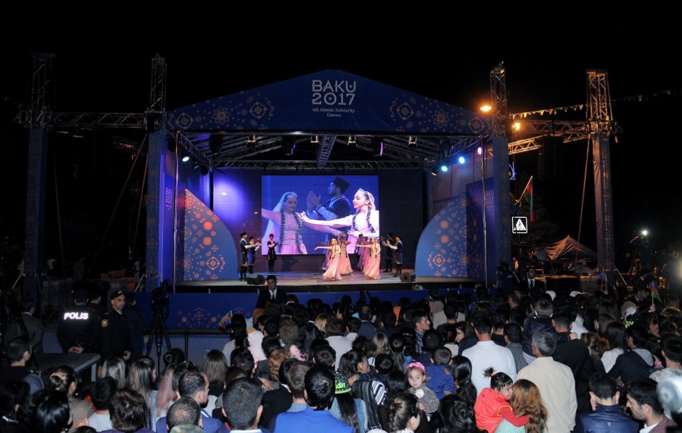 “Bakı-2017”nin su festivalı Qaradağ rayonunun sakinlərində unudulmaz anlar yaşadıb VİDEO