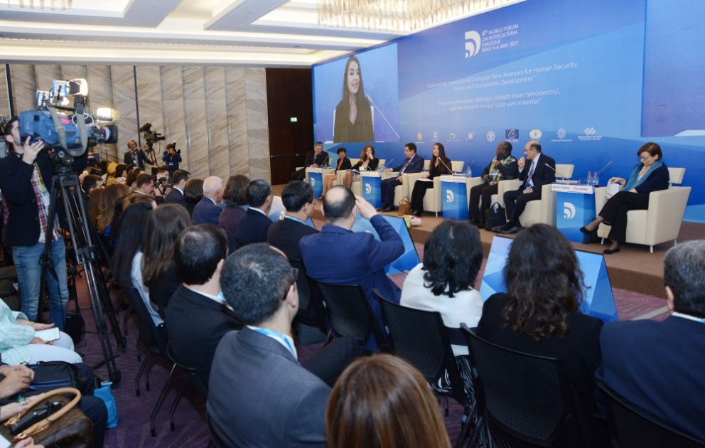 Leyla Əliyeva: Ərzaq təhlükəsizliyi və dayanıqlı cəmiyyət naminə mədəniyyətlərarası dialoq daim təşviq olunmalıdır YENİLƏNİB VİDEO