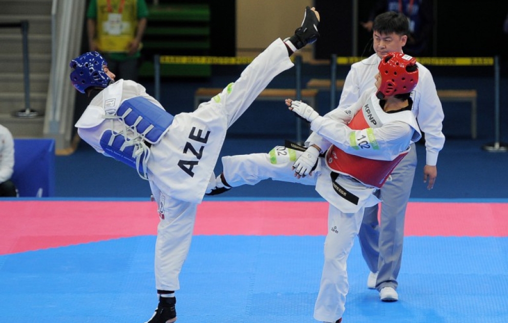 Ayxan Tağızadə İslamiadada ilk görüşündə Əfqanıstan taekvandoçusunu məğlub edib VİDEO