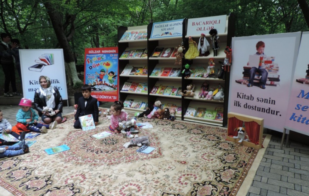 Qusarda keçirilən Kitab bayramında oxuculara 500-dən çox kitab hədiyyə verilib VİDEO