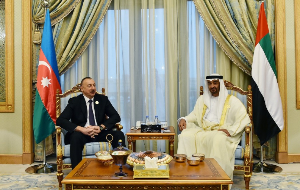 Entretien du président azerbaïdjanais avec le Prince héritier d’Abou Dhabi VIDEO